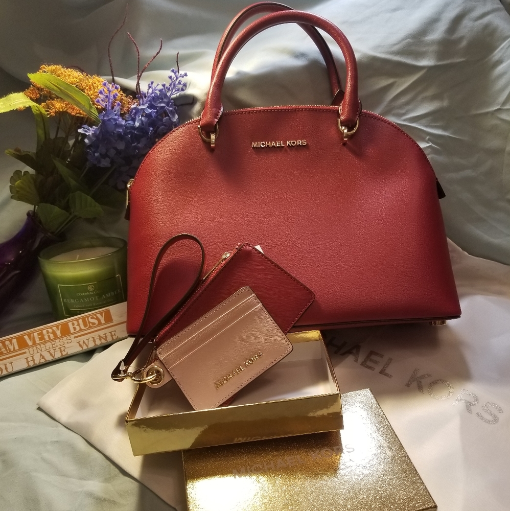 MK Large Emmy Dome Satchel & Card Duo Set